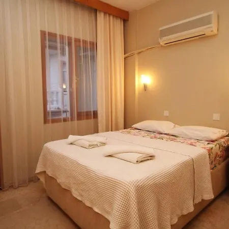 Koz Eren Hotel 2*