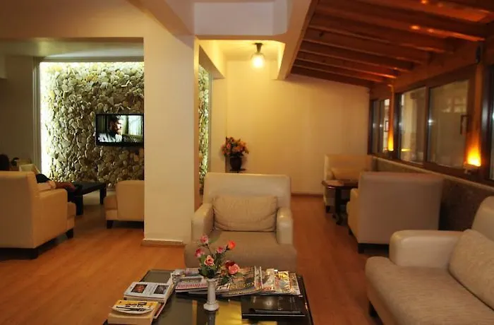 Koz Eren 酒店 Çeşme